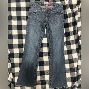 SOLD Low-Rise y2k Aeropostal Jeans w/ distressing at ends